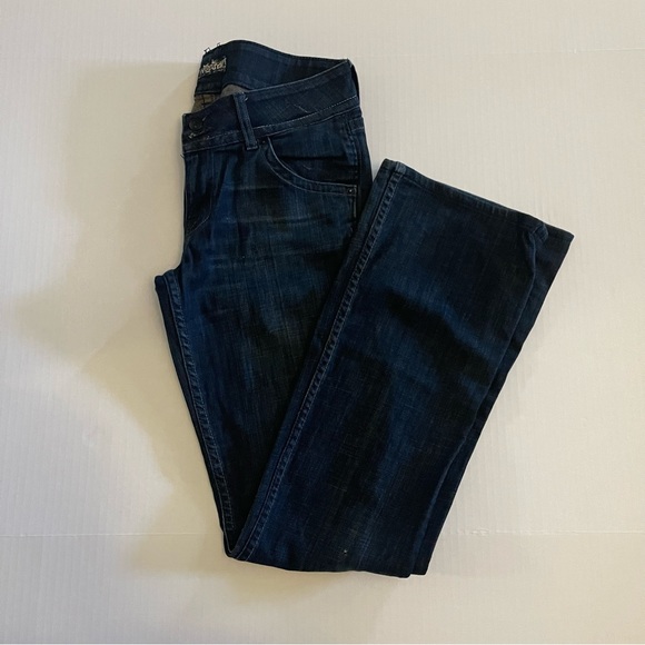 Hudson jeans Beth mid rise baby bootcut size 26 dark wash - Picture 1 of 7